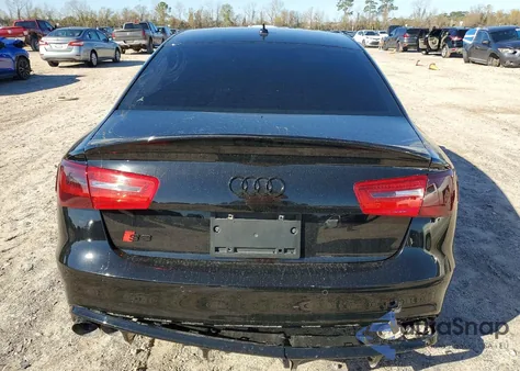 2013 Audi S6 z USA, uszkodzony, nr VIN WAUF2AFCXDN092395